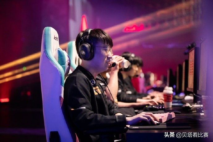 给出可执行 给出可执行